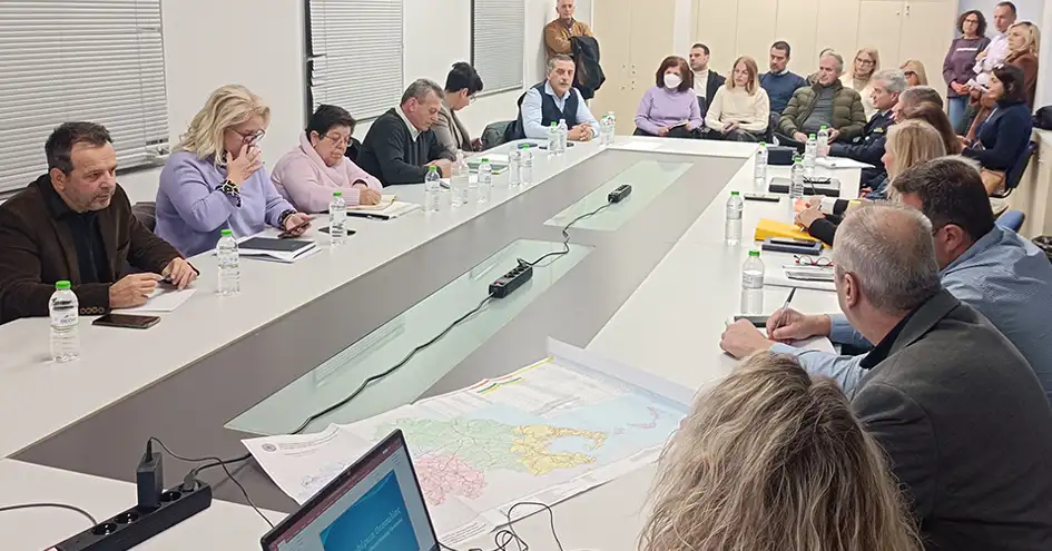 Πρώτη ευρεία σύσκεψη για τον νέο σχεδιασμό της πολιτικής προστασίας στην περιφέρεια Θεσσαλίας