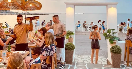 Ανοικτά το εστιατόριο El Atrio για την νέα σεζόν στην παραλιακή Σκοπέλου από την Πέμπτη 1 Μαΐου
