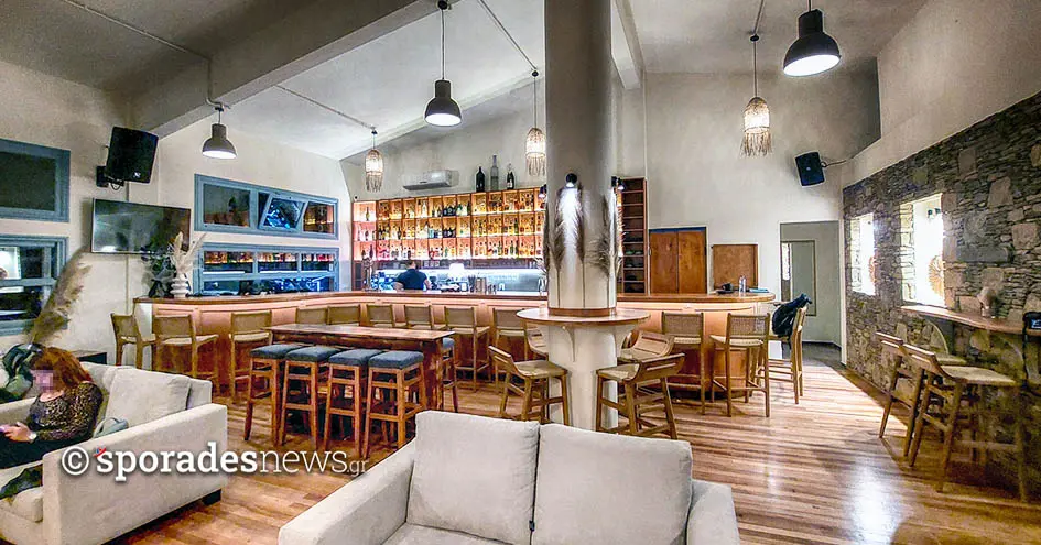 cafe bar BARDON: Το νέο μοντέρνο στέκι που φιλοδοξεί να αλλάξει την καθημερινότητα του νησιού